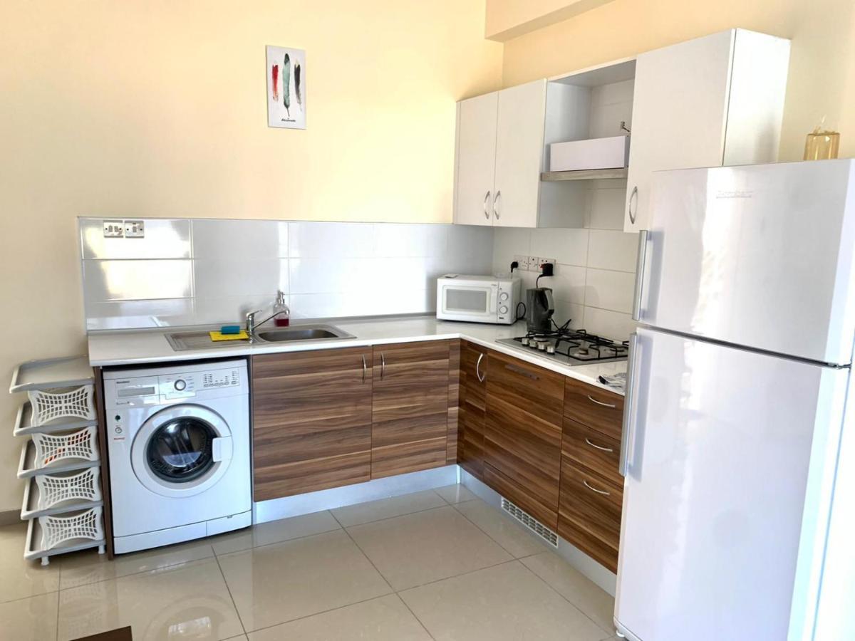 Amazing Two-Bedroom Apartment In Residence Lukomorye D1 With Private Garden Karavas  Exterior foto